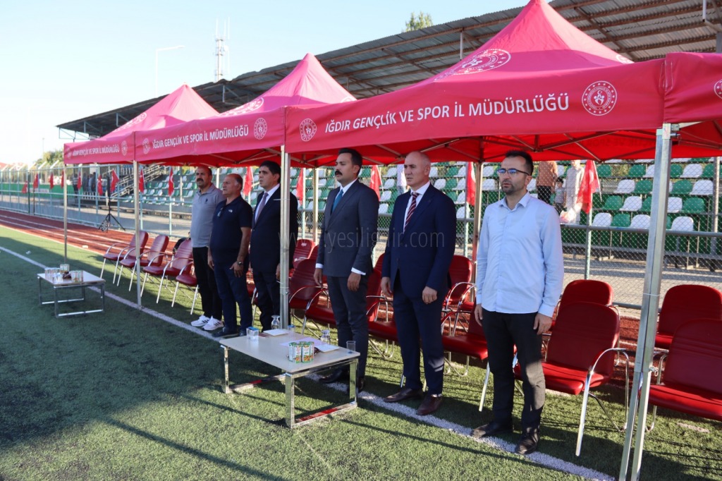 Iğdır’da 3 Bin Öğrencinin  Faydalandığı Yaz Spor Okullarının  Kapanış Töreni Yapıldı