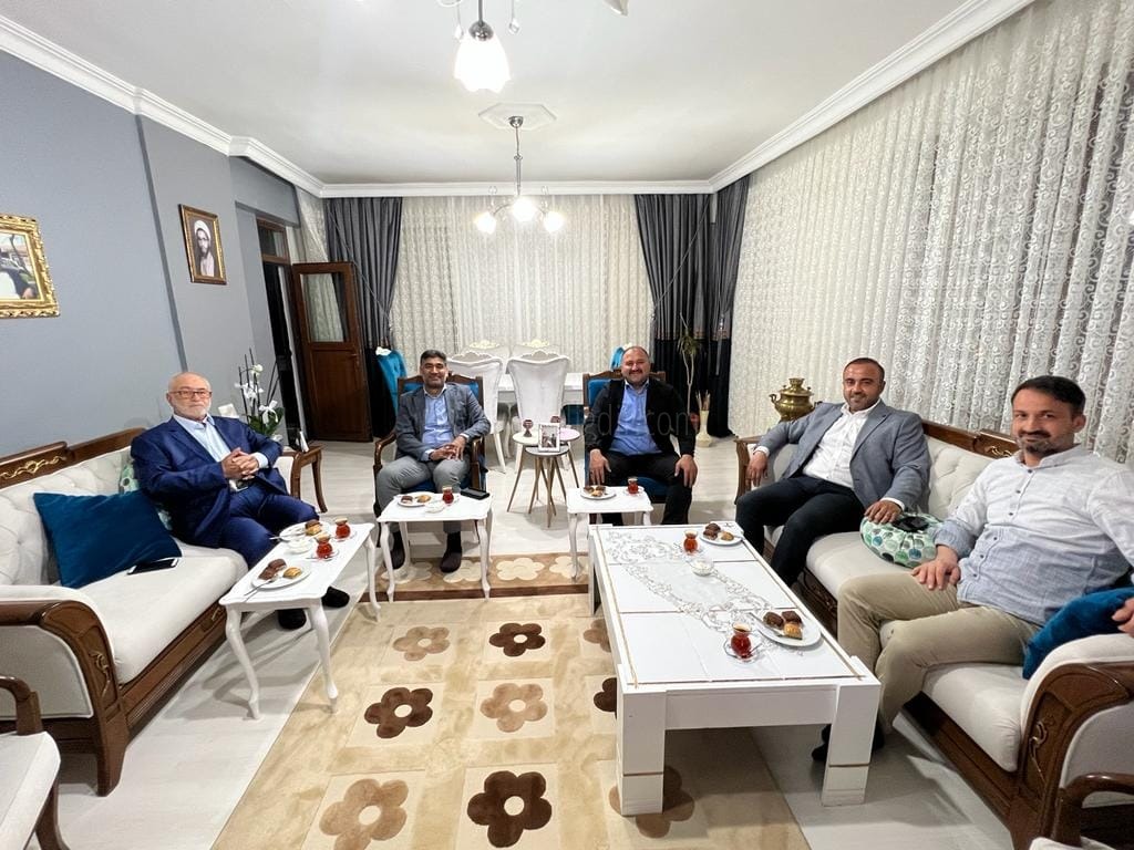 AK Parti İl Başkanı Ali  Kemal Ayaz’dan Ev Ziyareti