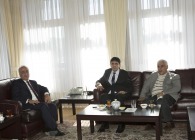 Iğdır Üniversitesi Rektör Alma, Atatürk Üniversitesi Rektörü Çomaklı’yı Ziyaret Etti