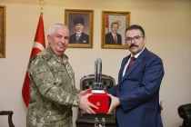 3’üncü Ordu Komutanı Korgeneral  Veli Tarakcı’dan Vali Turan’a Ziyaret