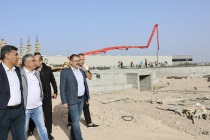 Vali Ercan Turan, Çelik Silo ve Mısır Kurutma Tesisi inşaatında incelemelerde bulundu.