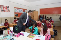Vali  Ercan Turan  Okulları Ziyaret Etti