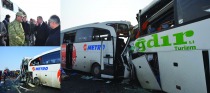 İki otobüs kafa, kafaya çarpıştı 8 ölü