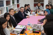 Vali Ercan Turan, Sınava Hazırlanan Öğrencileri Ziyaret Etti