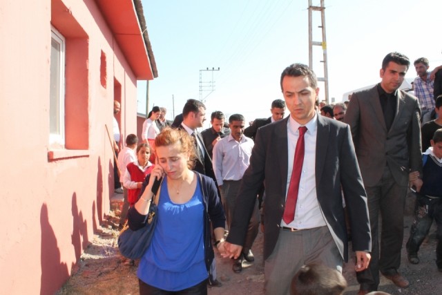 PKK'lılar, Okul Basıp Kaçırdığı 6 Öğretmeni 1 Saat Sonra Bıraktı