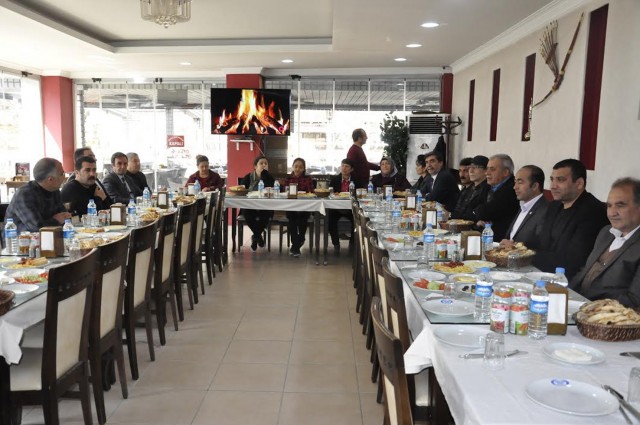 HDP Iğdır aday adayları kahvaltıda bir araya geldi