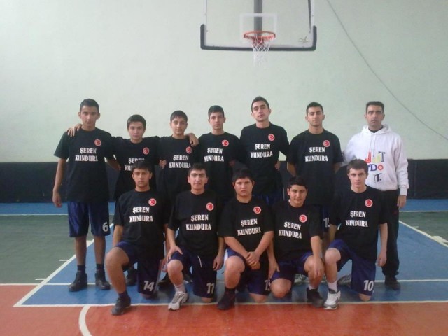 Basketbol Mahalli Ligde Mev Anadolu Lisesi Kulübü Birinci