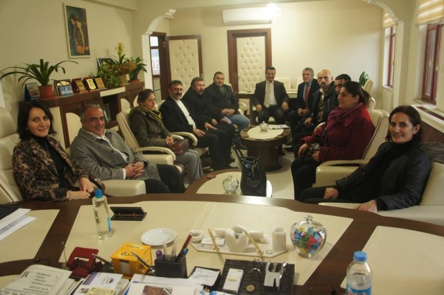 HDP’li Milletvekilinden Eş Başkana Ziyaret