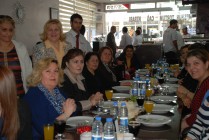 Türk Kadınlar Birliğinden Üyelerine ve Basına Yemek
