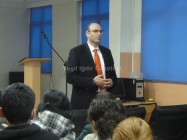 İngilizce Öğretmenlerine Ulusal Ajans Projeleri ile İlgili Bilgilendirme Toplantısı Yapıldı