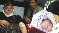 Üçüncü Çocuğunu Ambulansta Doğurdu
