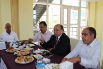 Iğdır Valisi Amir Çiçek, Basın Mensupları ve İş Adamlarıyla Kahvaltıda Buluştu