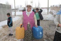 Vali Ahmet Pek, İki Köy Arasındaki İçme Suyu Sorununu Çözdü
