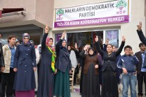 Tuzluca’da kadın seçim bürosu açıldı